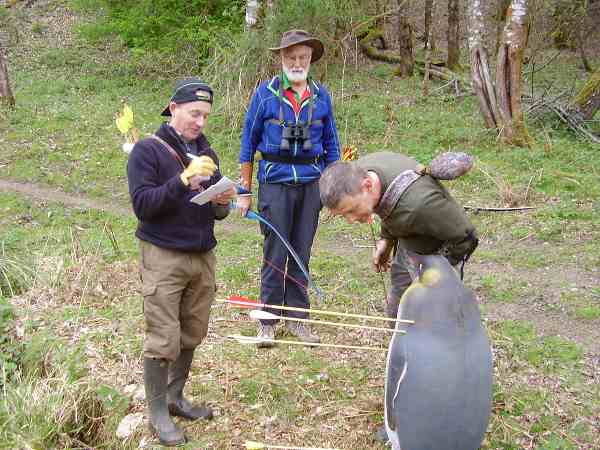 tir sur un pingouin en mousse