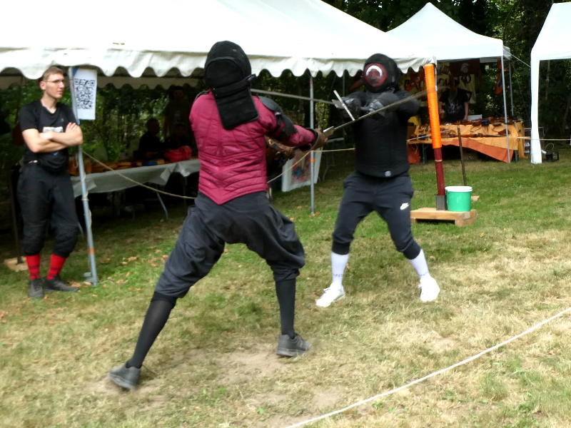 Combat-medieval_01pt.JPG